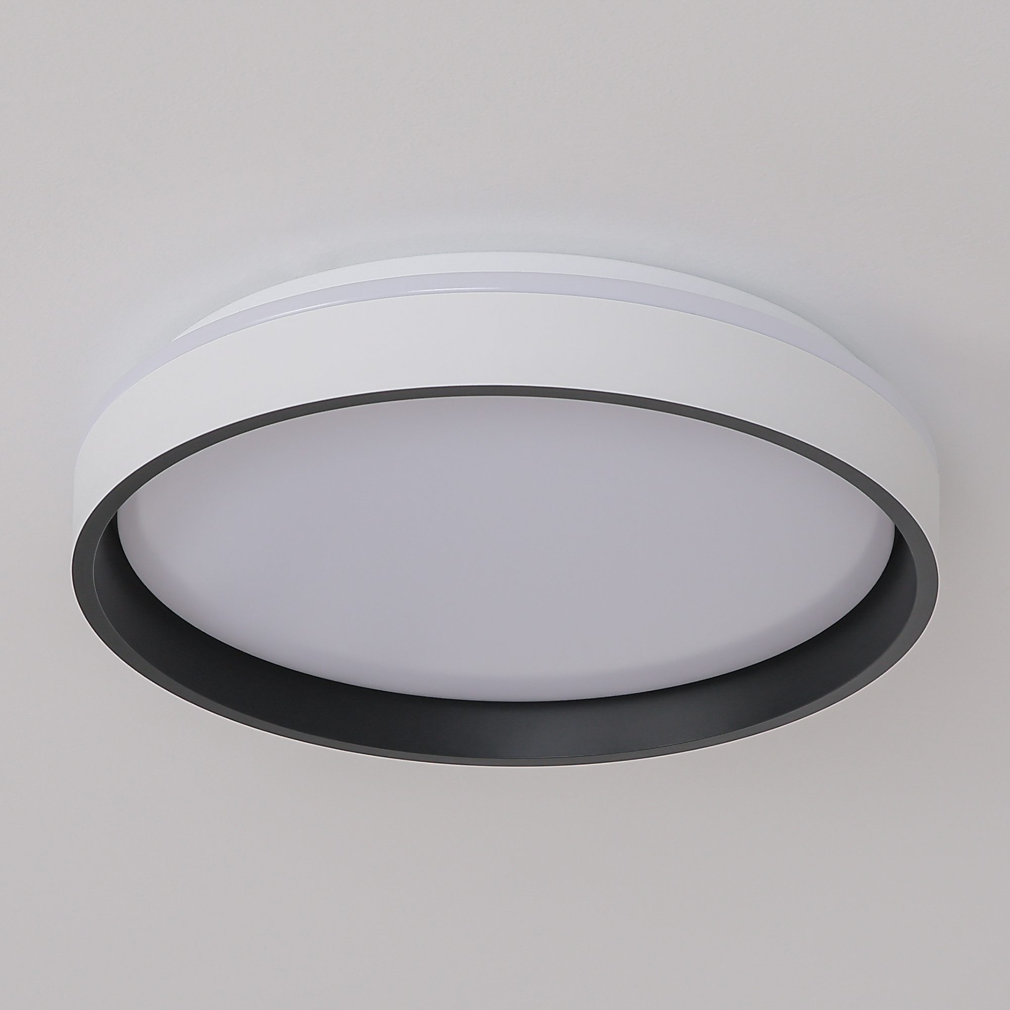 LED Flush Mount 1 -Light 15-in White Integrated LED Flush Mount Light