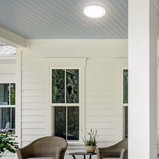 LED Flush Mount 1 -Light 9-in White Integrated LED Flush Mount Light